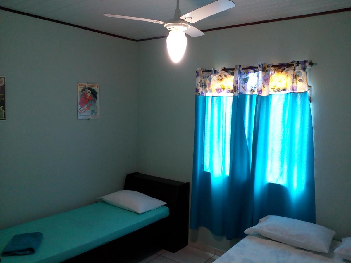 Nautilus Hostel Парати Екстериор снимка